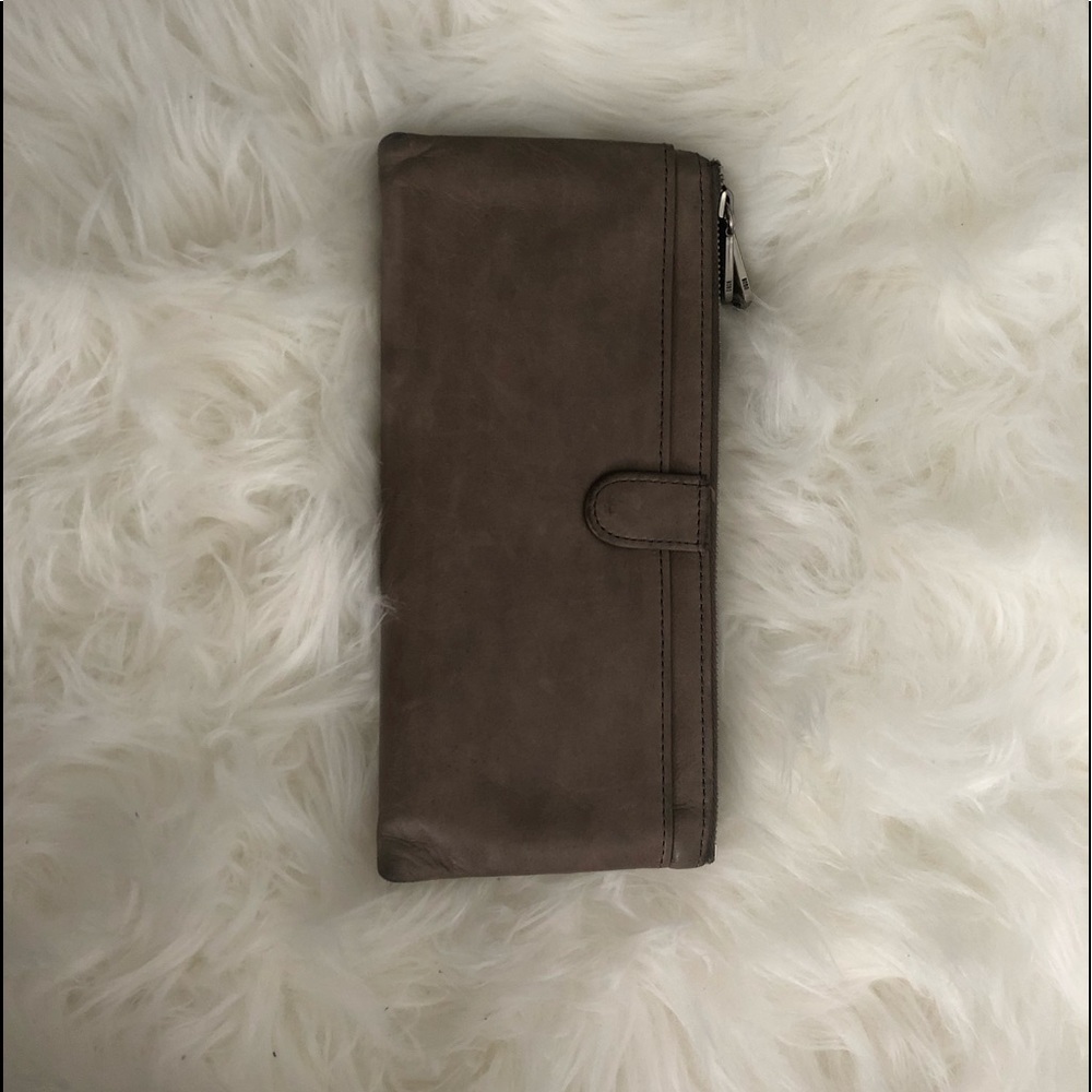 Hobo Taylor wallet.